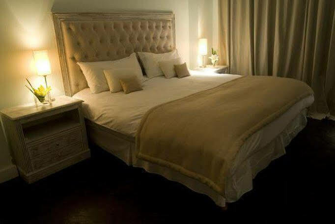 Ultra Hotel Buenos Aires Rum bild